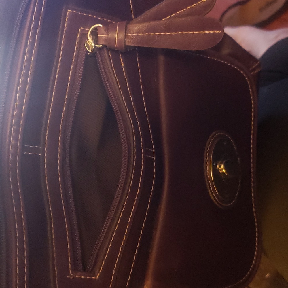 Purse - Picture 3 of 8